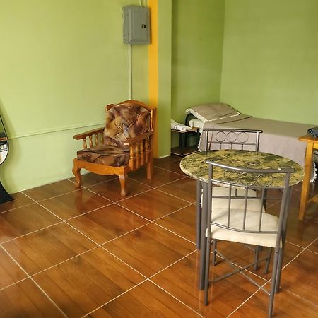 Apartamento Overnite Comfort Saint Augustine Exterior foto